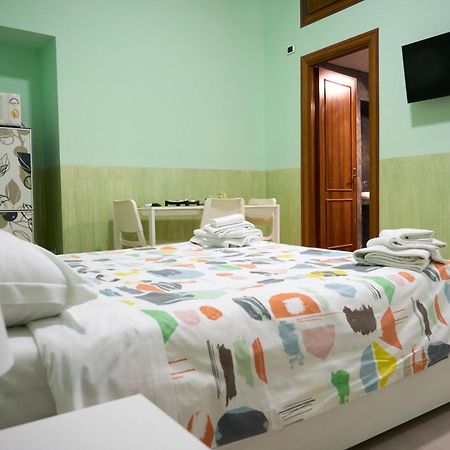 On The Rainbow B&B Rzym Zewnętrze zdjęcie