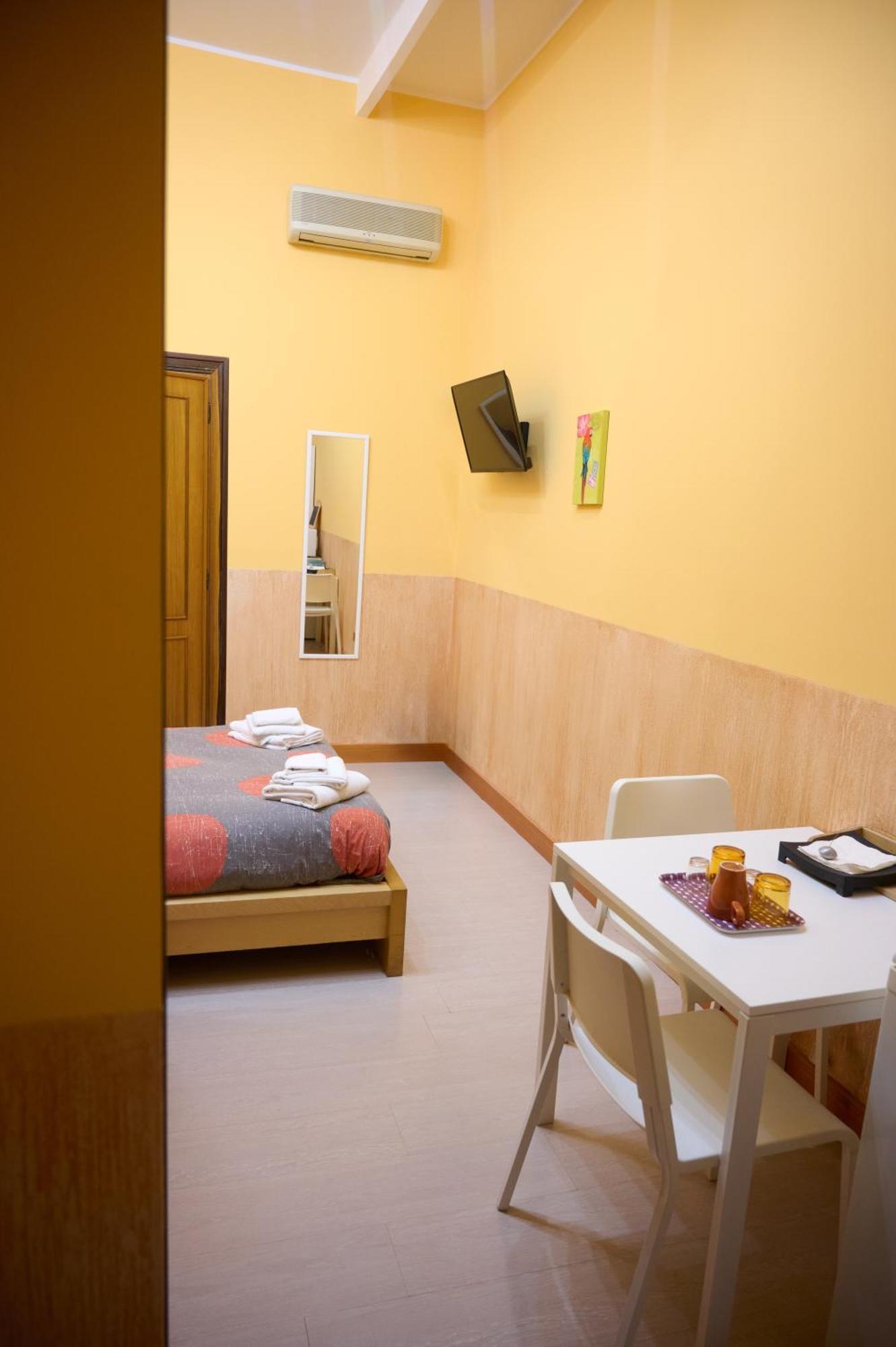 On The Rainbow B&B Rzym Zewnętrze zdjęcie