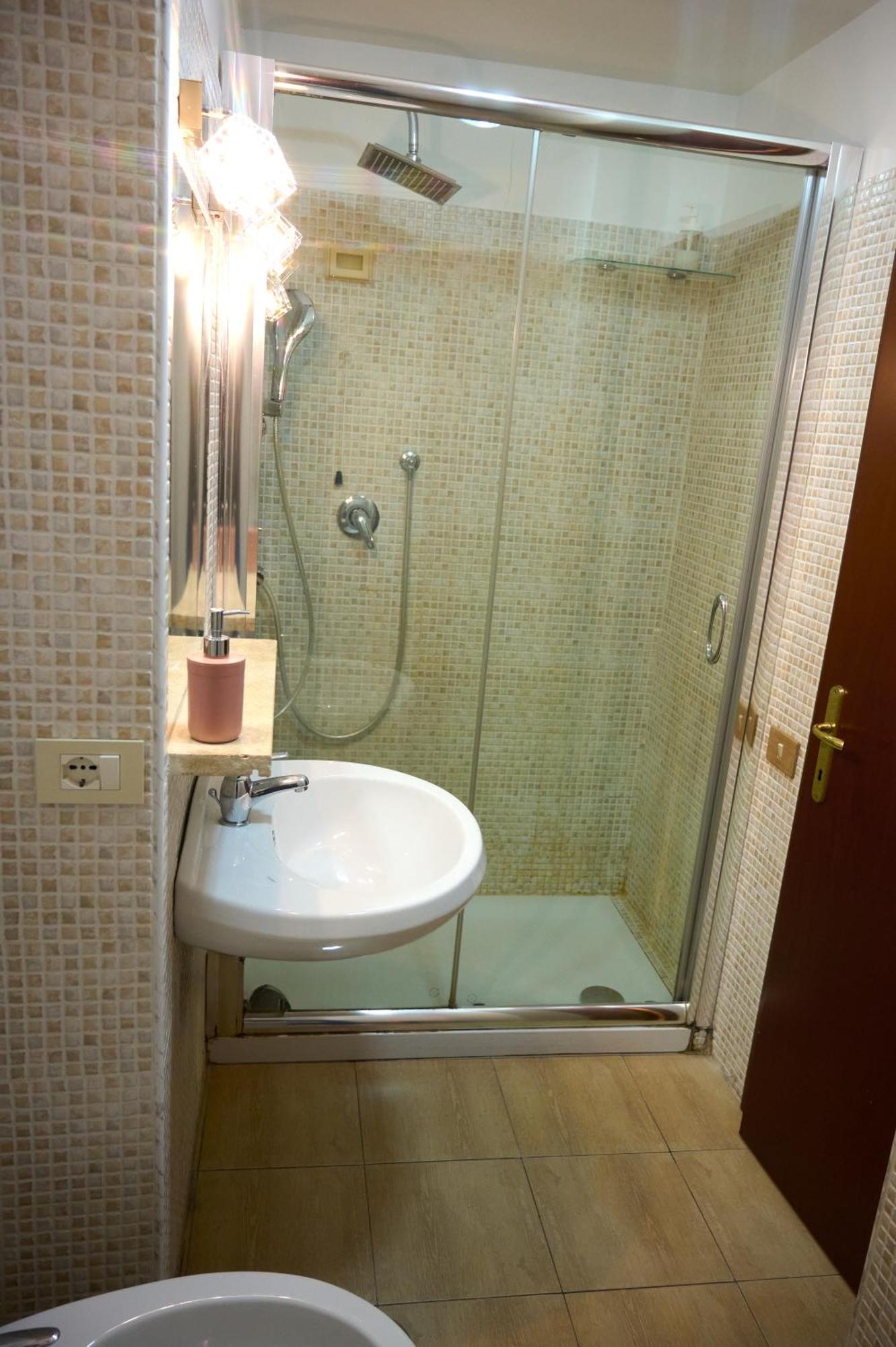 On The Rainbow B&B Rzym Zewnętrze zdjęcie